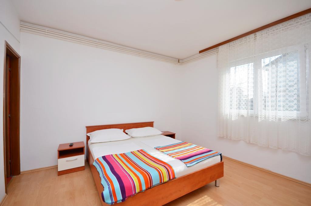 Apartment Marija Vodice Bagian luar foto